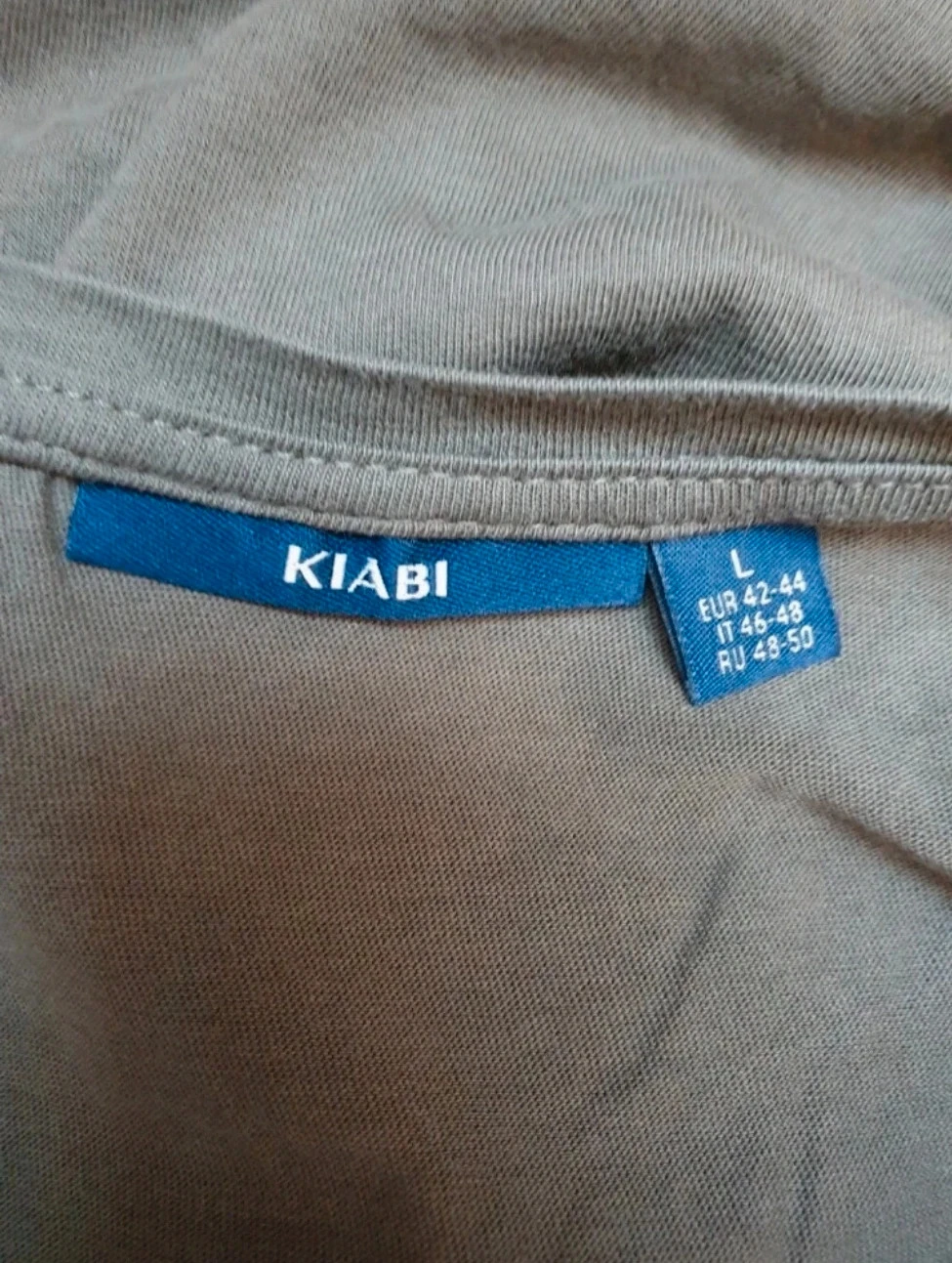 T-shirt – photo 3